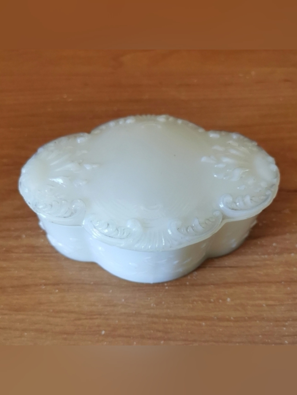 Vintage Milk Glass Trinket Box